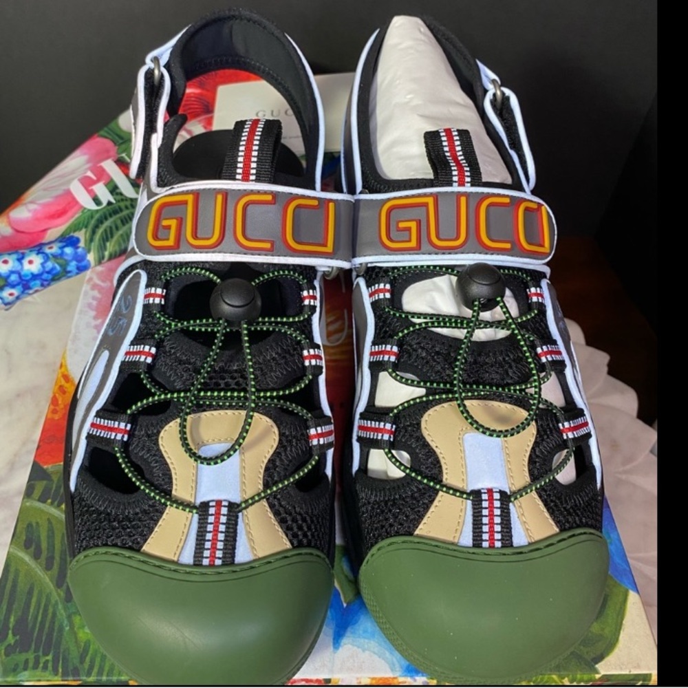 Gucci sandals